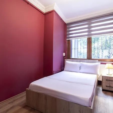 Apartment Charming Flat Near Kennedy Avenue In Fatih